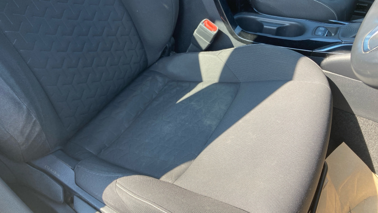 Toyota Corolla 1.8 VVT-i Hybrid Icon 5dr CVT Hybrid Hatchback